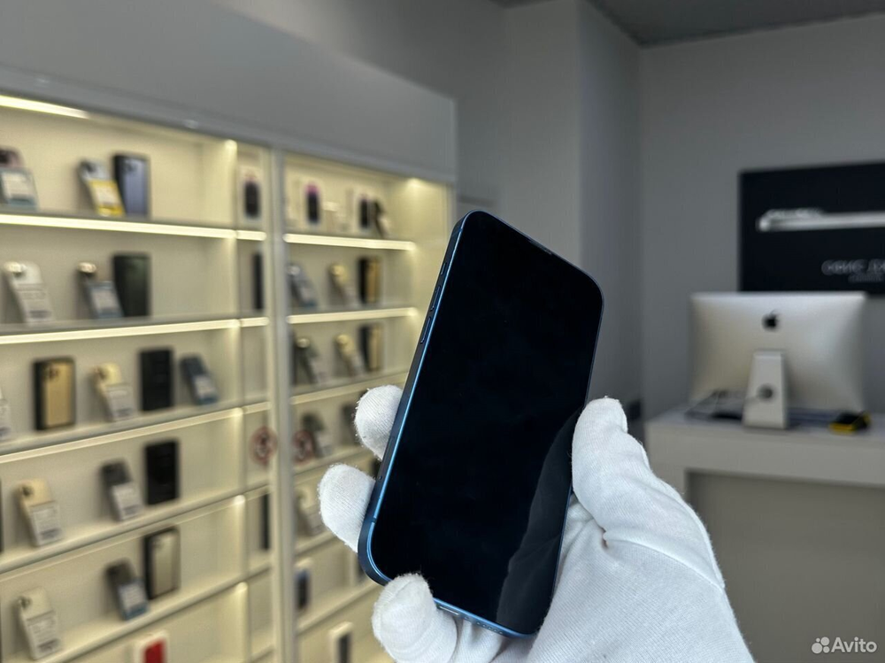 iPhone 13, 128 ГБ б/у