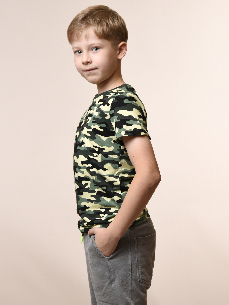 Футболка для мальчика камуфляжная