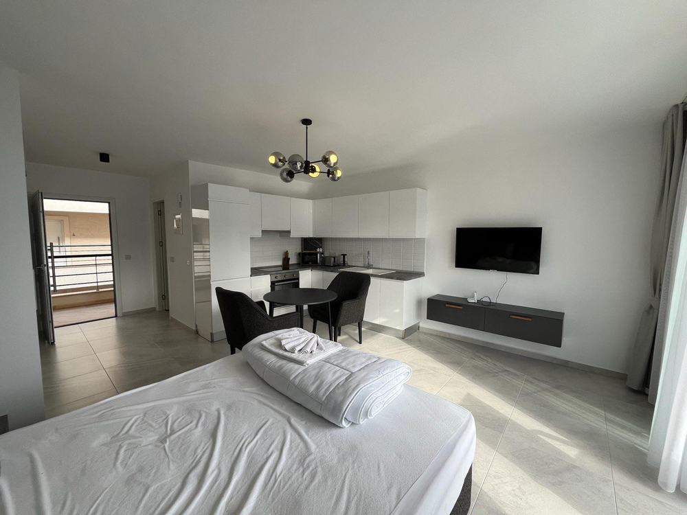 "Thalassa Beach Resort", Northern Cyprus, BAFRA Первая линия Средиземного моря в элитном регионе Бафры, песчаный берег. Международный гарантированный титул недвижимости с землей. Управление по типу гостиницы 5 звезд