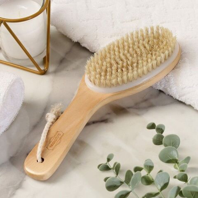 Банная щётка из натуральной щетины с ручкой (Цвет: не задано)