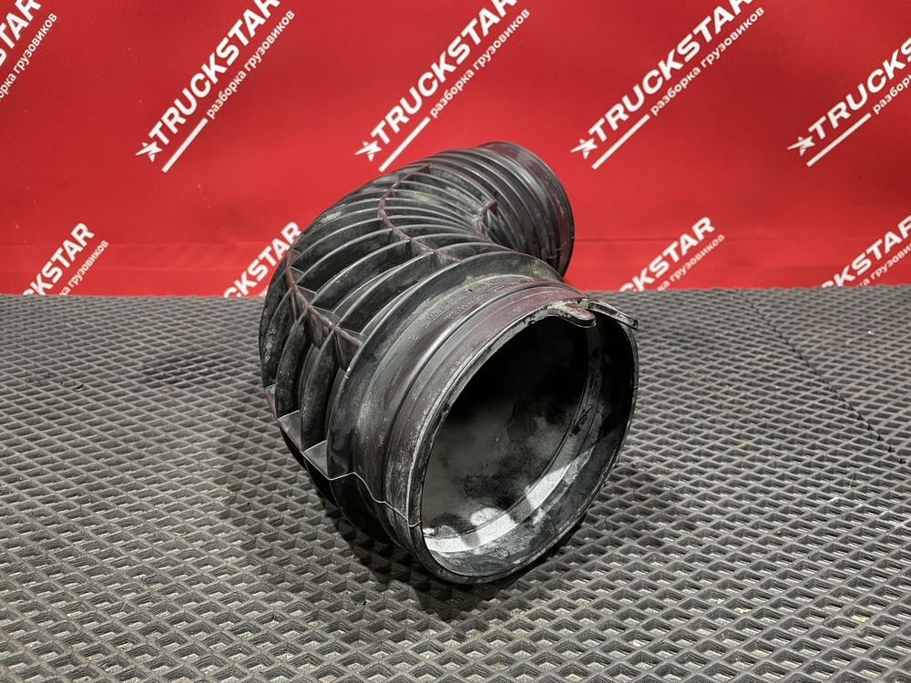 Патрубок воздушного фильтра