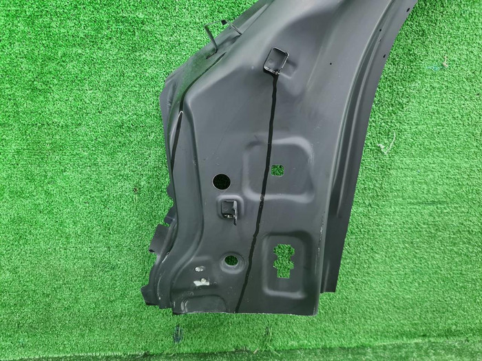 Стойка кузова левая BMW X6 F16 (2014-2020)