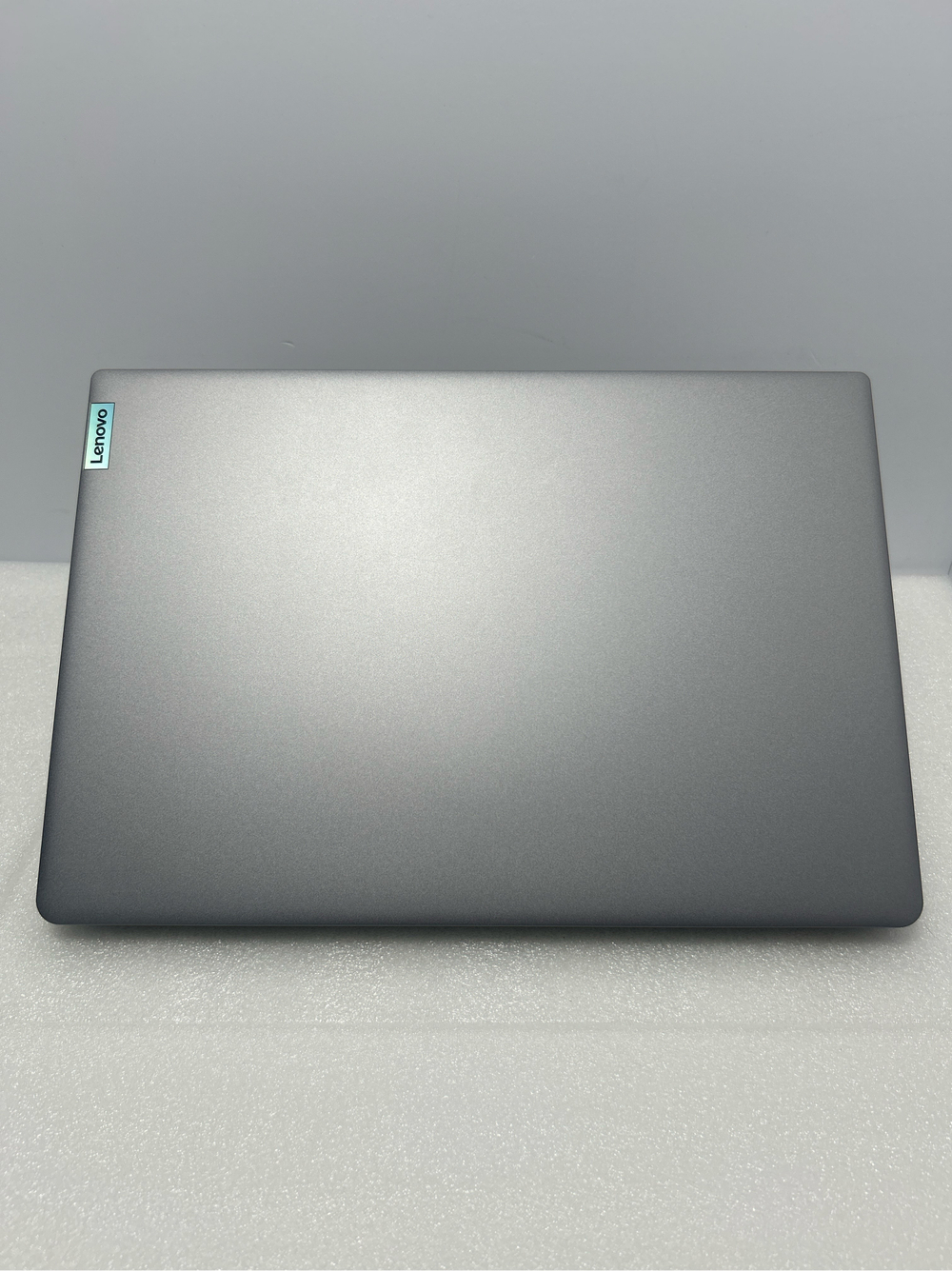 Ноутбук Lenovo IdeaPad 3-17ITL6 (82H9003SRU) 17.3"/Intel Celeron 6305/RAM 4GB/SSD 256GB/Intel UHD Graphics/TN/1600x900/Win10/Подсветка кл-ры: нет/Cерый. Состояние: B1