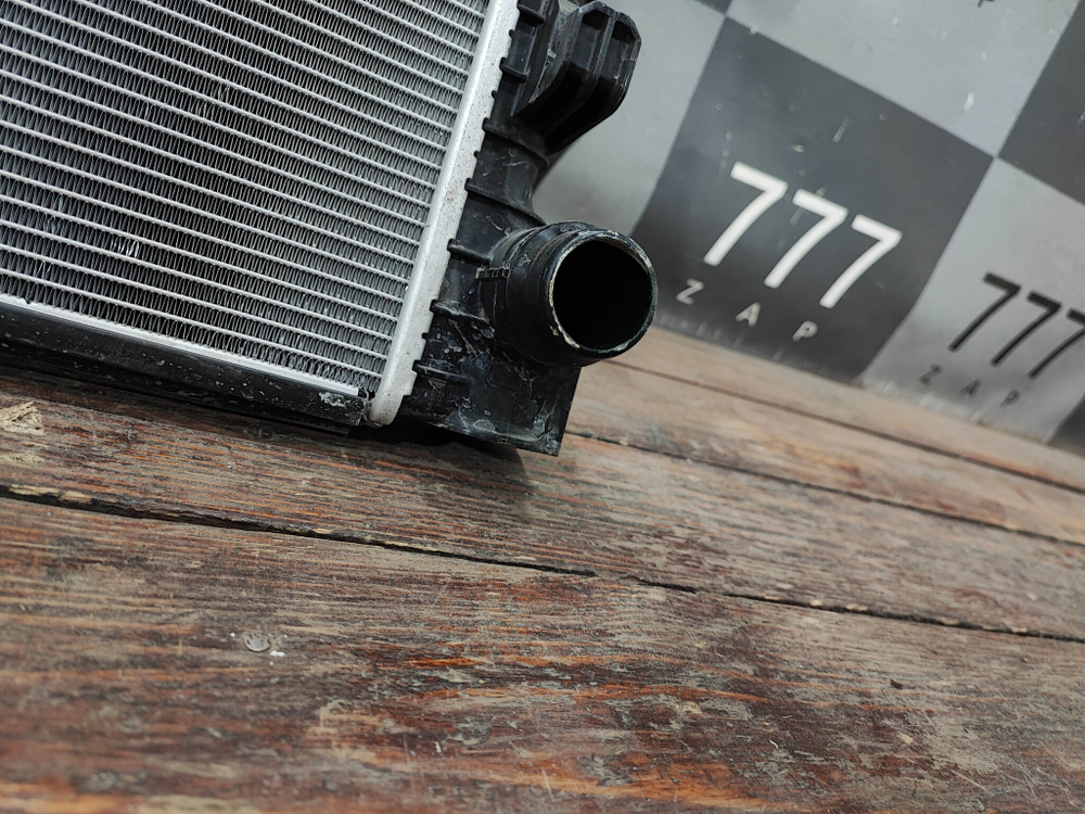 Радиатор двигателя основной Haval F7 2 24-нв Б/У Оригинал 1301170XGW01A