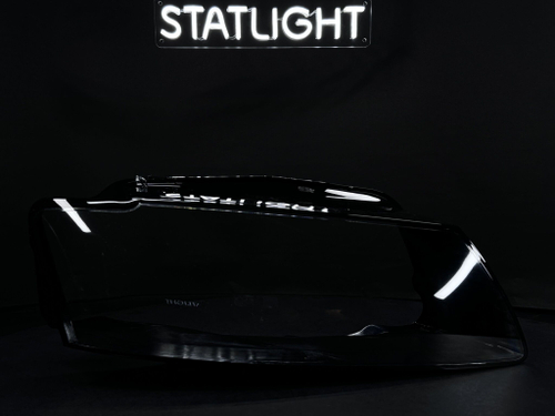 Правое стекло фары AUDI A5 2007-2011