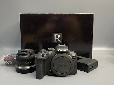 Canon R10 Kit 18-45mm 1000 кадров