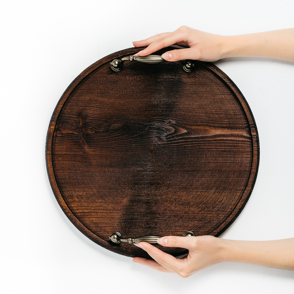 Круглый сервировочный поднос Art of Siberia с ручками для подачи блюд 380 мм. WS7