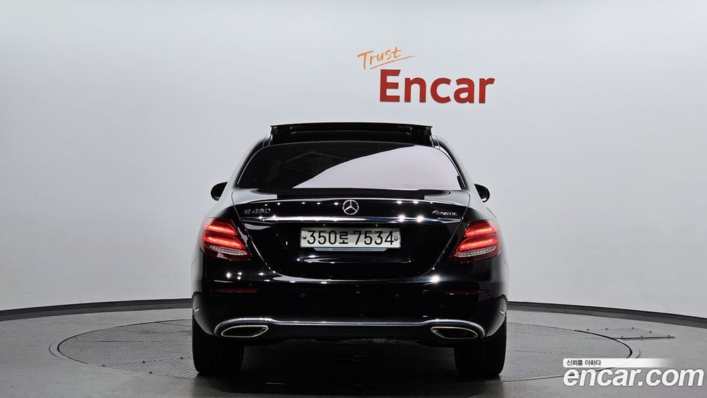 Mercedes-Benz E-Class W213 E450 4MATIC Exclusive (05.2020)