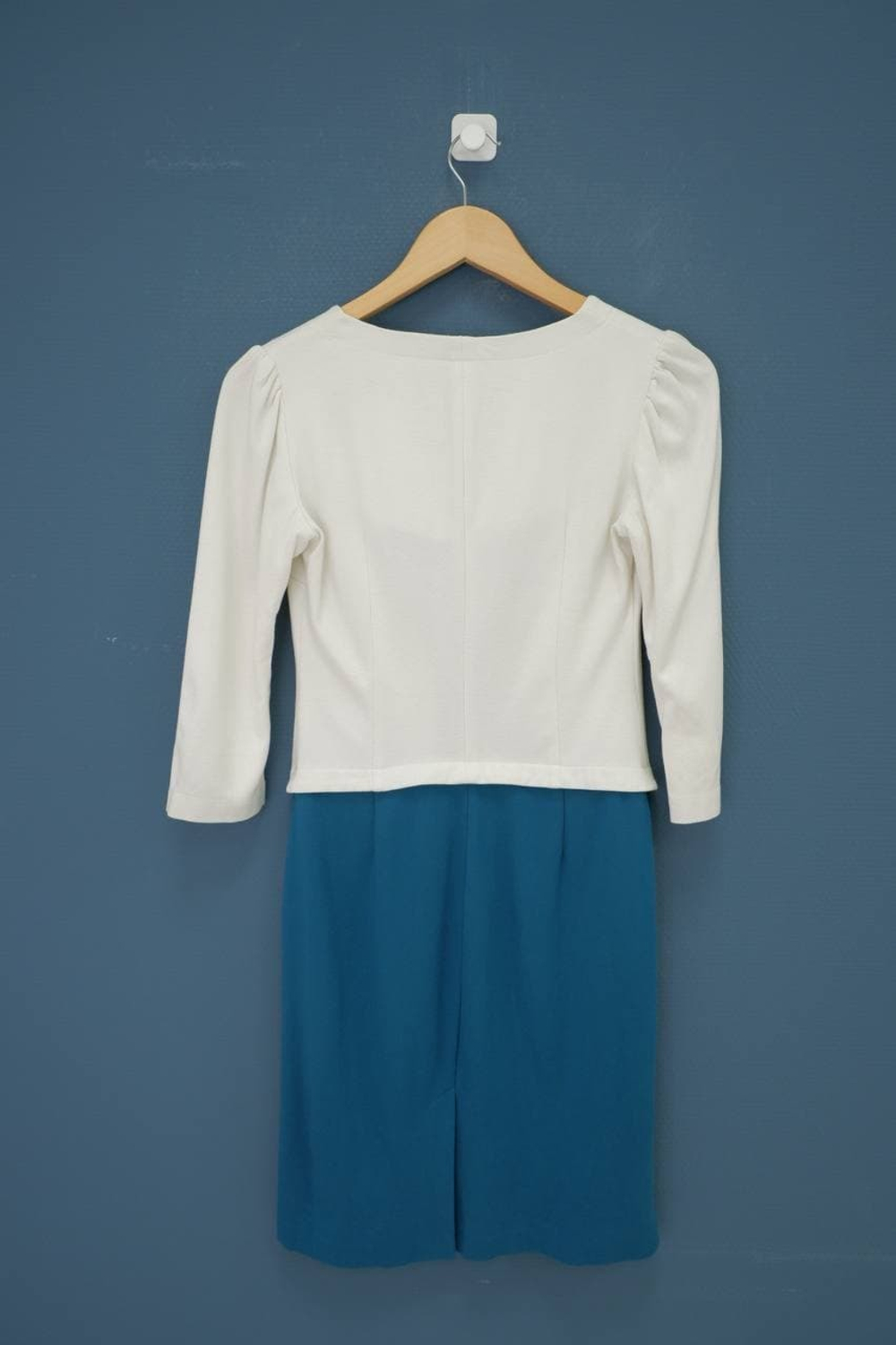 Платье MADAM T  офисное 42 размер