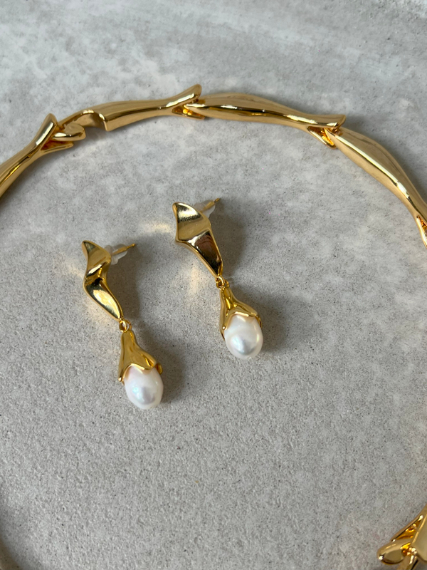 Серьги капля с жемчужиной