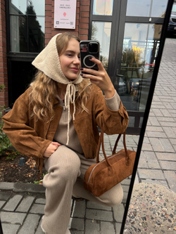 Вязаная косынка маленькая