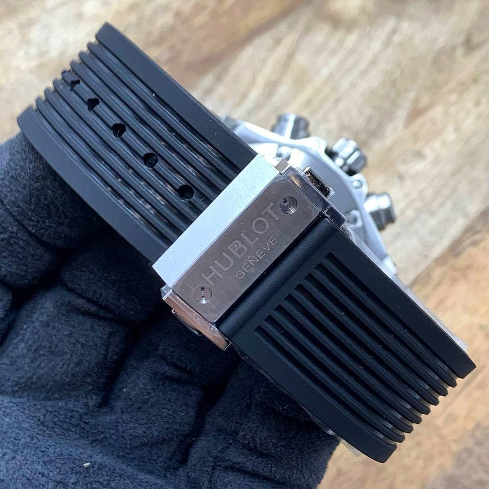 Часы Hublot
