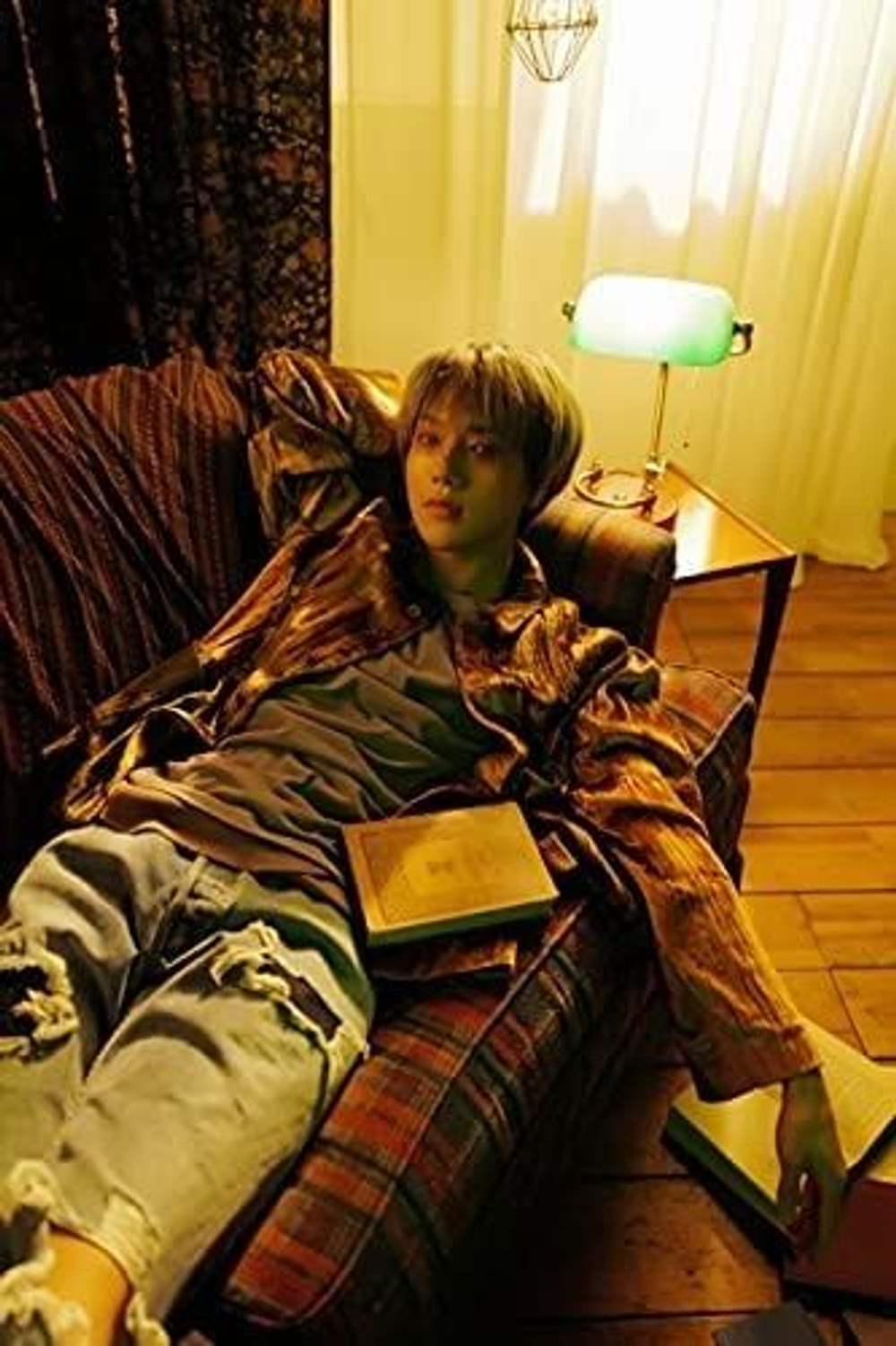 Альбом Super Junior Yesung - Beautiful Night 4th Mini Album PHOTOBOOK Version RANDOM Cover