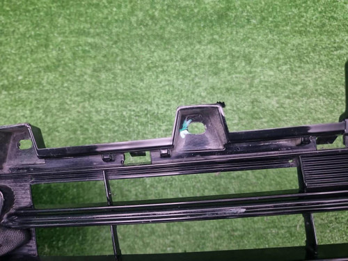 Решетка переднего бампера Haval Jolion (2021-2024)