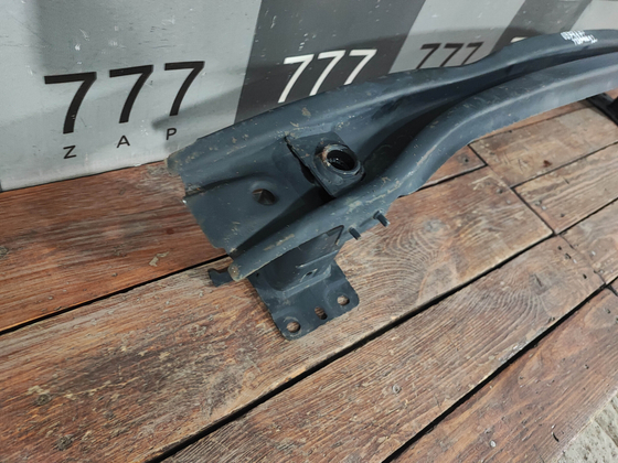 Усилитель заднего бампера Volkswagen Tiguan 2 16-нв Б/У Оригинал 5NA807585