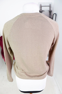 Джемпер с блестящей ниточкой, визуально на 46/48 размер