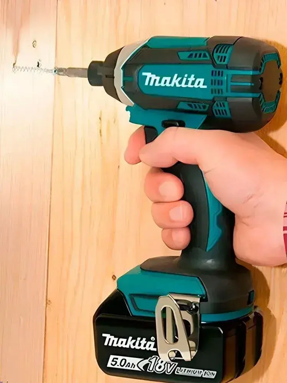 Саморез белый 5,0х80 мм.(упаковка 100 шт.) по дереву, металлу, пластику, острый, оцинкованное покрытие. Промметиз.