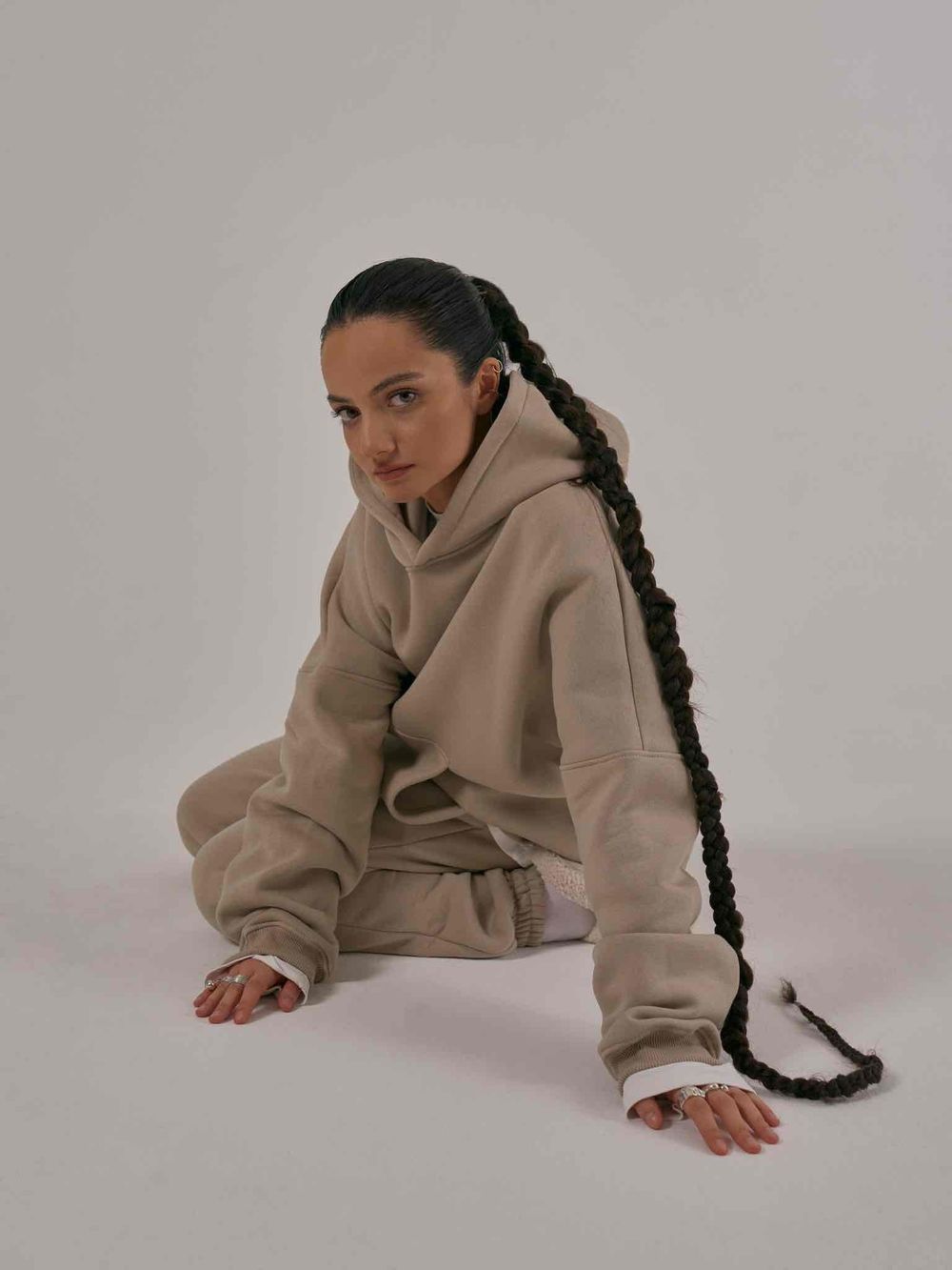 Худи One Two Multicolor С Начесом просто серо-коричневый