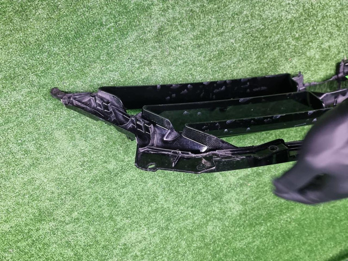 Решетка радиатора Lamborghini Urus (2022-н.в.)