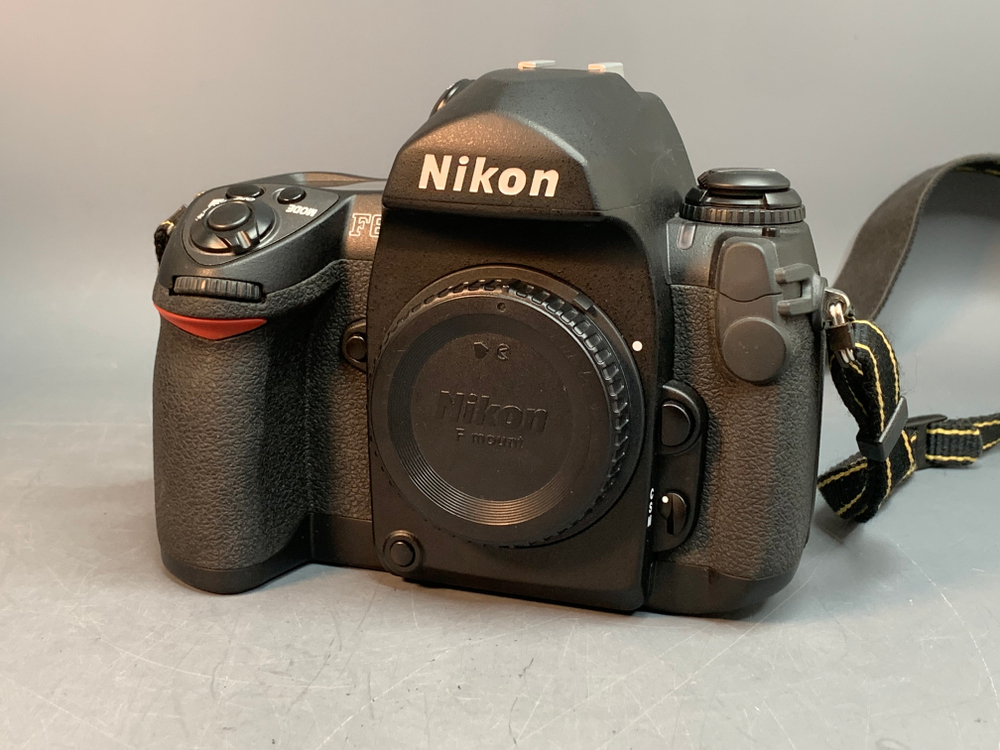Nikon F6 body