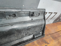 Накладка двери задней левой Volvo XC40 17-нв Б/У Оригинал 31448318