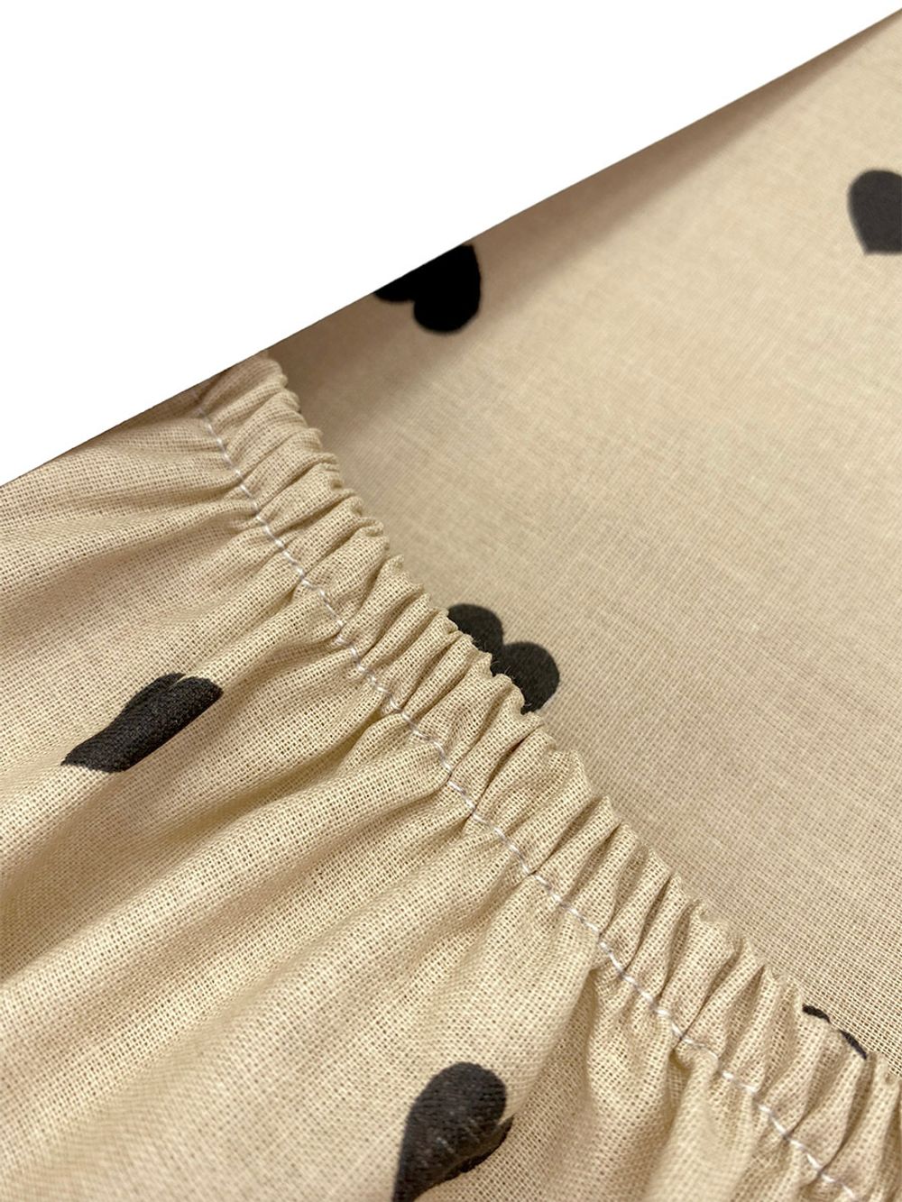 Постельное белье Сказка "Адель" семейное наволочки 50х70 2шт Простынь на резинке 160х200 см Пододеяльник 145х215 см(2шт)