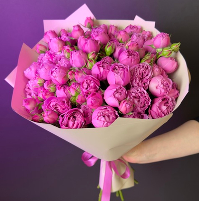 Flower bouquet of 11 peony Bush  roses Misty Bubbles