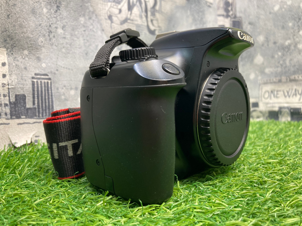 Canon EOS 1100D 30.000 кадров