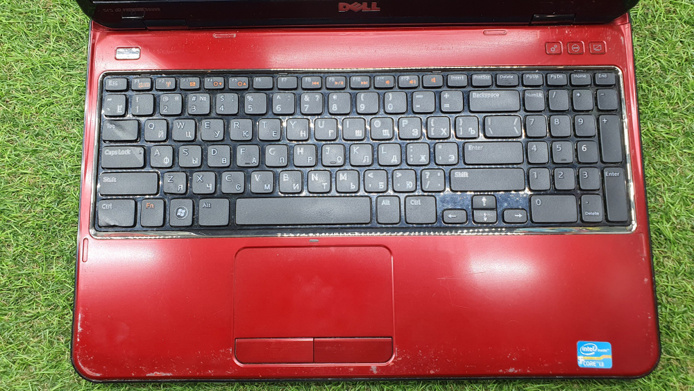 Мощный офисный DELL i3/3 Gb/GT 525M