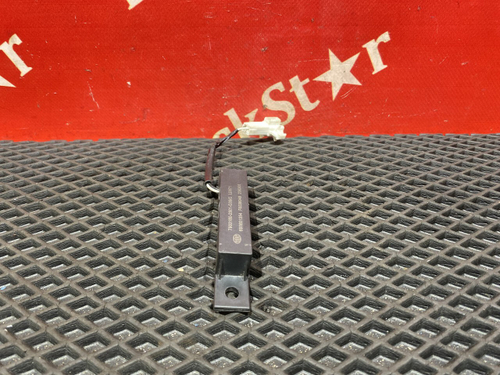 Антенна системы управления дверьми