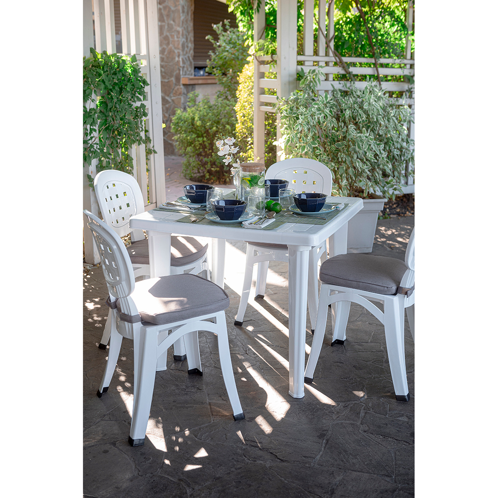 Стол пластиковый  арт.СП-МТ001 квадратный (белый)