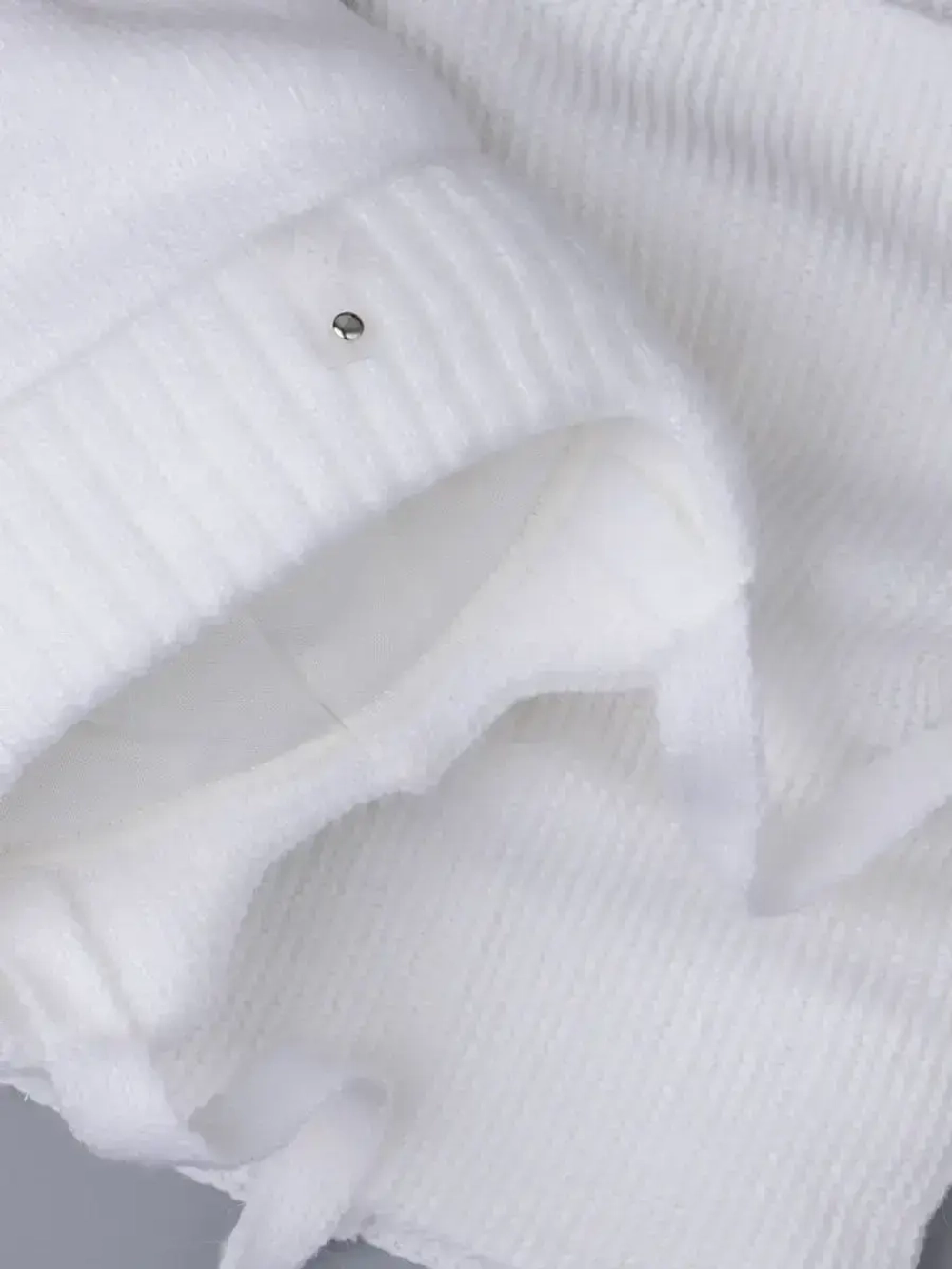 Шапка детская зимняя вязаная и снуд