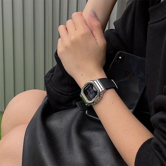 Женские часы Casio G-Shock GM-S5600-1E