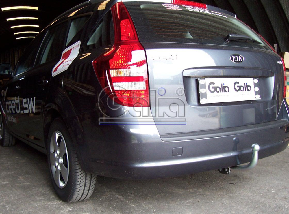 Фаркоп оцинкованный Galia K030A для Kia Ceed универсал 2006-2012(паспорт и сертификат в комплекте)(без электрики)