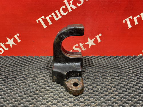 Кронштейн глушителя 2018г