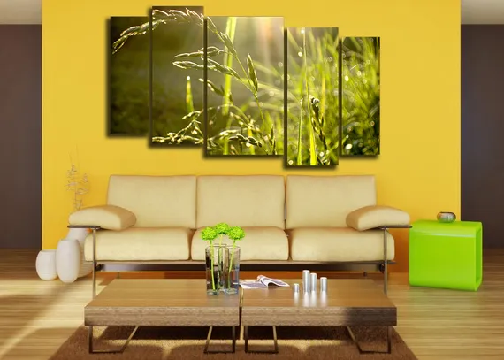 Модульная картина "Трава после дождя"