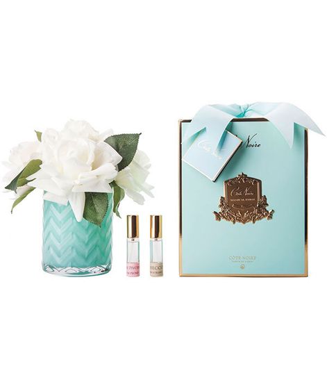 Букет белых роз в нефритовой вазе "ёлочка", Cote Noire