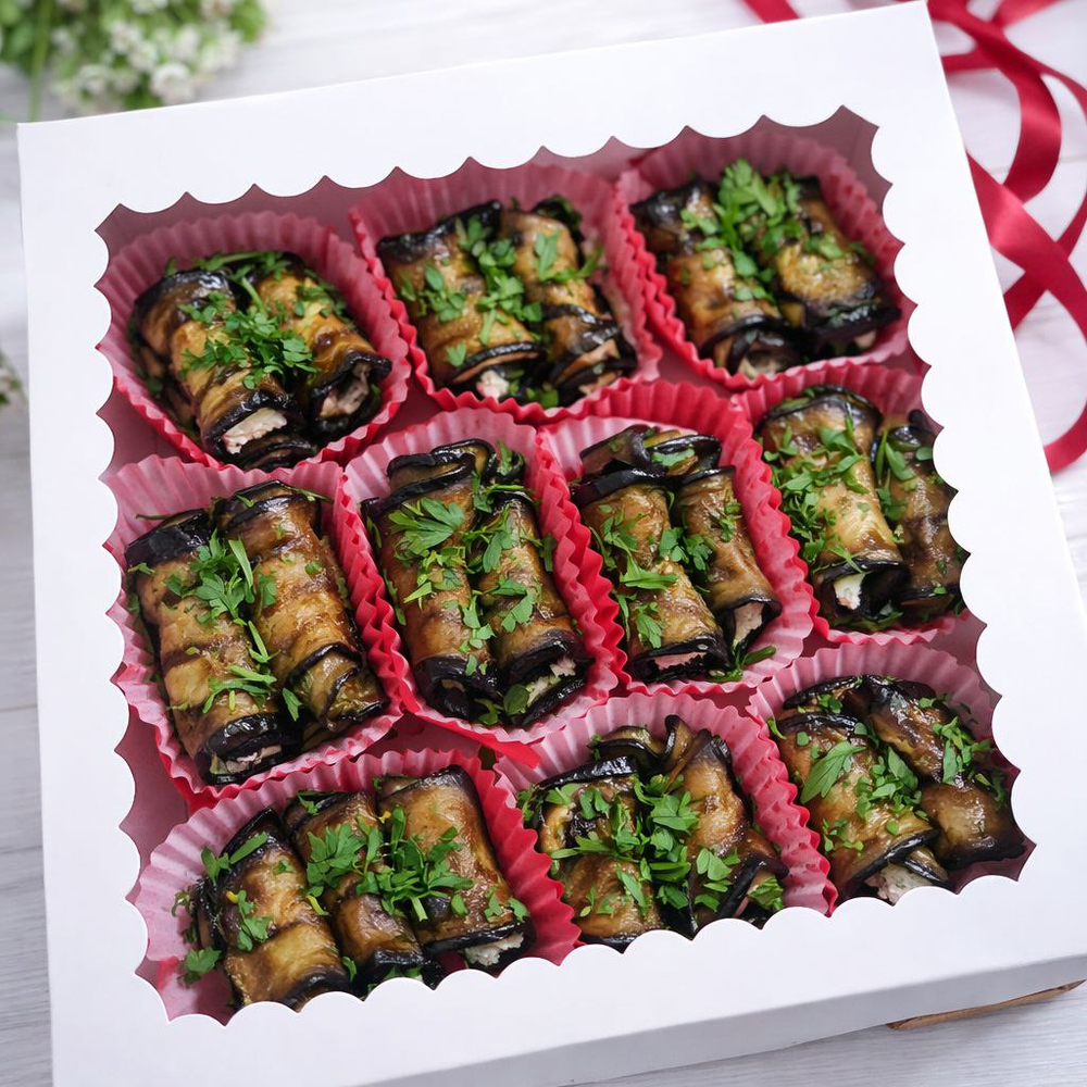 Баклажанные рулетики с сыром и орехами
