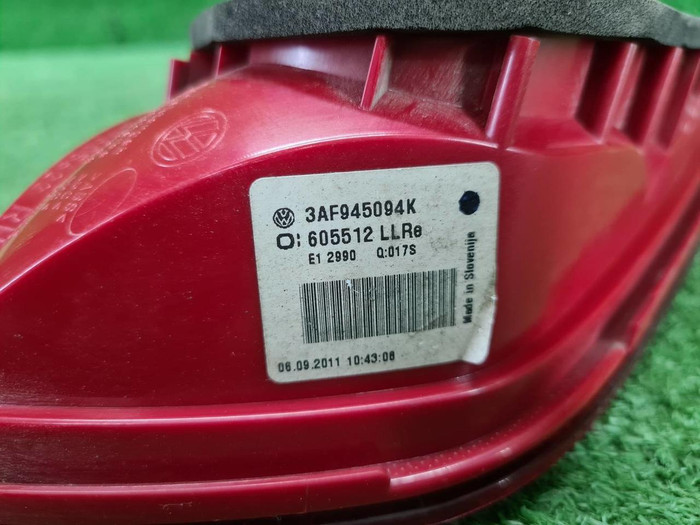 Фонарь правый внутренний VW Passat B7 (2011-2015)