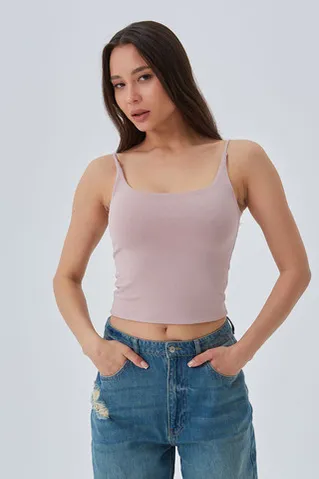 Майка на бретелях из хлопка дымчато-розового цвета