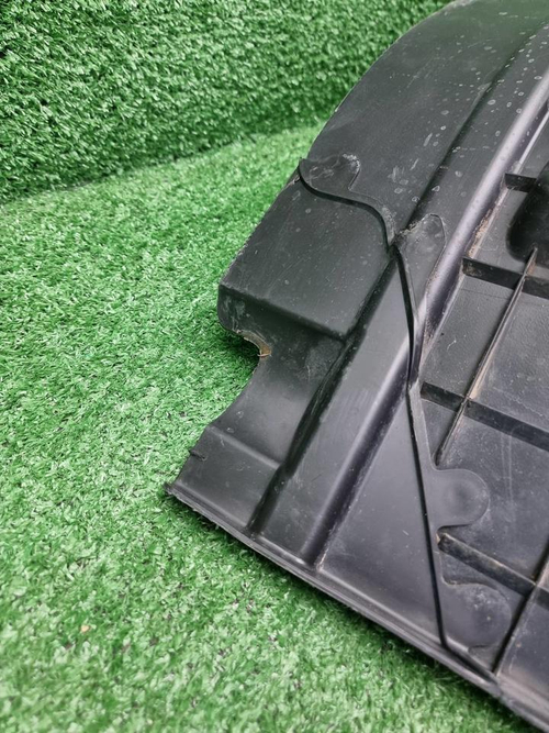 Подкрылок передний левый Ford Cargo (2011-н.в.)