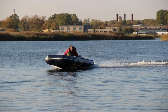 Надувная лодка Grouper 400