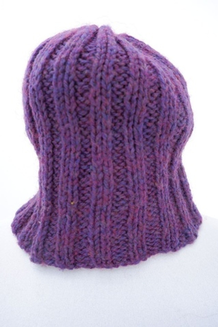 Шапка фиолетовая на 6/7 лет