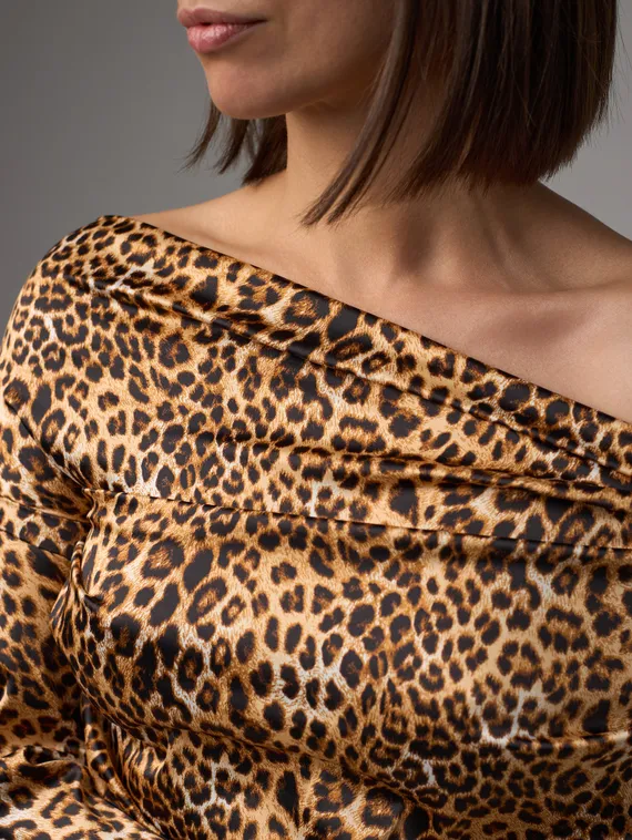 Атлас-стрейч бельевой оптом, Китай, леопард, бежевый/коричневый/черный