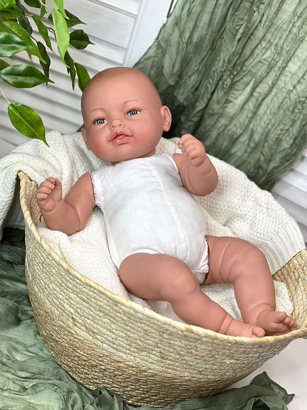 Кукла Manolo Dolls мягконабивная LEO 47см в пакете (1186)