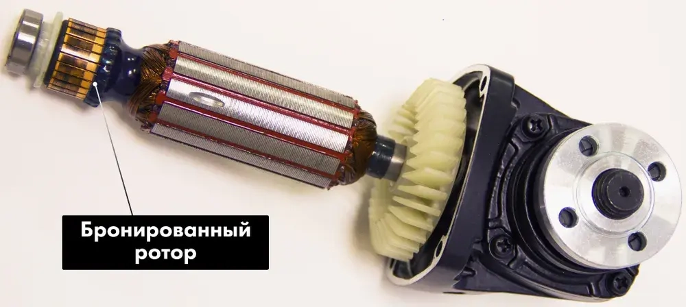 Болгарка (ушм - угловая шлифовальная машина с КОНСТАНТНОЙ РЕГУЛИРОВКОЙ ОБОРОТОВ ) БЕЗ КЕЙСА PAG125-1000EC Partnertool профессиональная серия