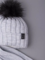 Шапка детская зимняя вязаная с помпоном и снуд