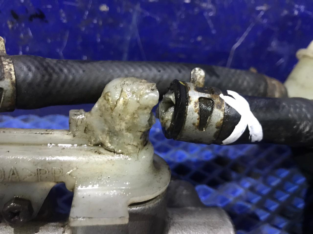 Главный тормозной цилиндр Honda CIVIC 2001