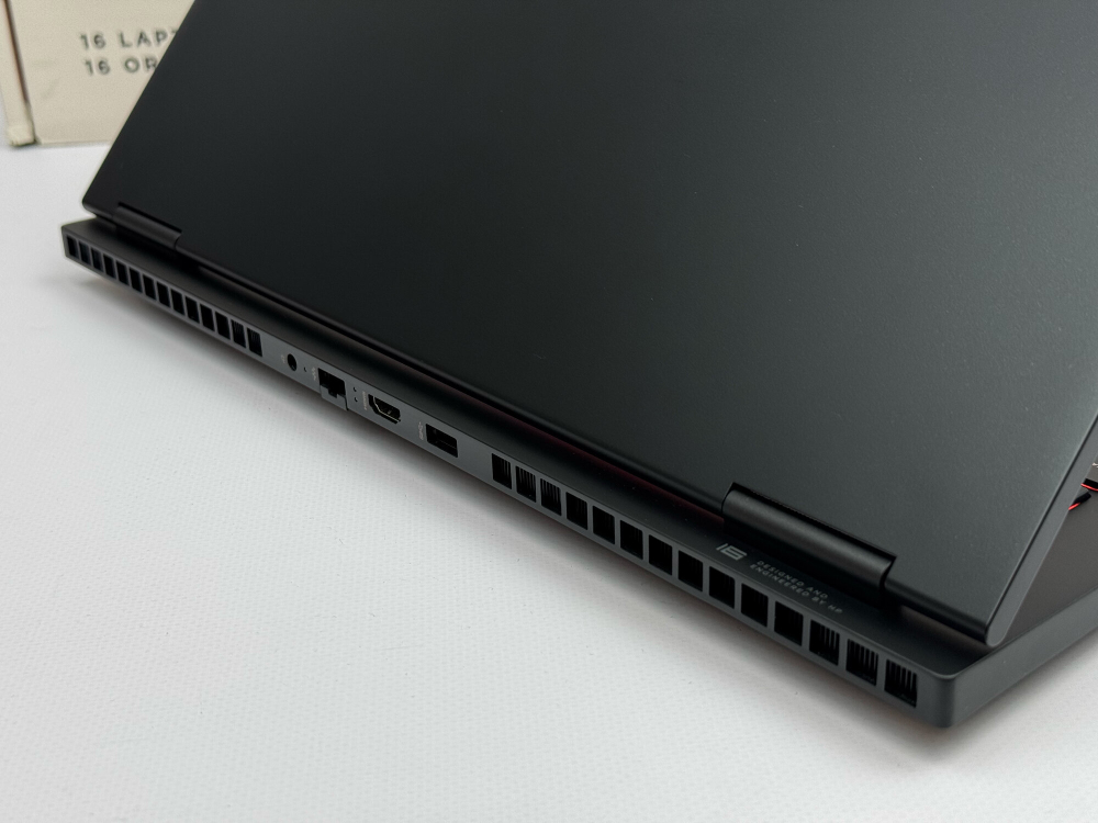 Игровой ноутбук HP Omen i7-14650HX / RTX 4070 / 16GB DDR5 / 1TB / 2.5K / 240Hz / Win11 / Русско-Английская клавиатура