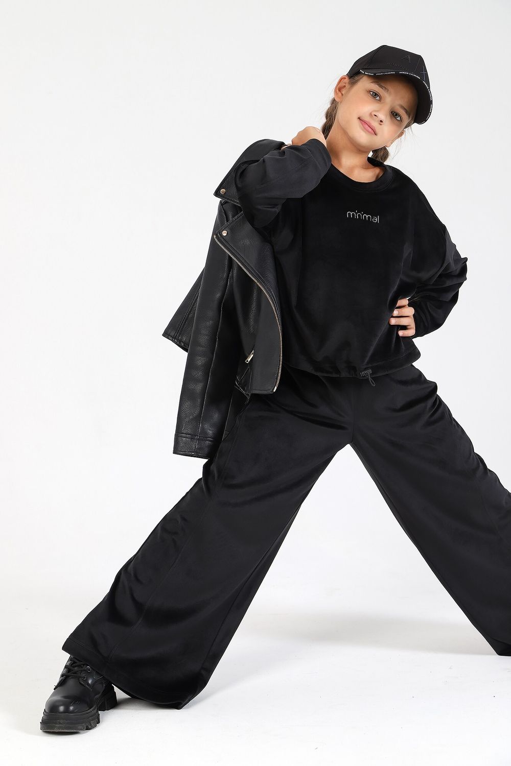 Костюм для девочки Вита-2 Виотекс ЧЁРНЫЙ